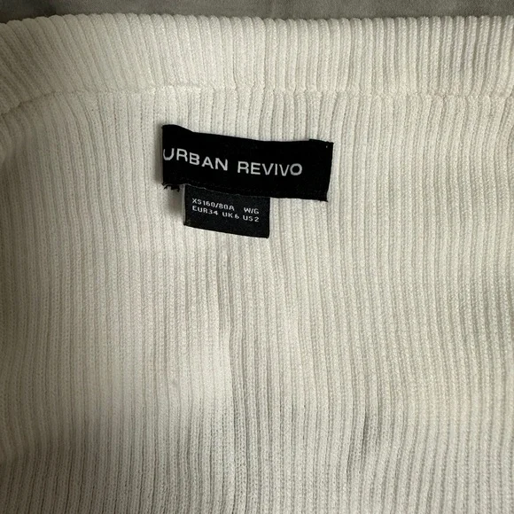 White Ribbed Off-Shoulder Top - Picture 2 of 4